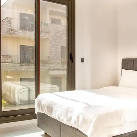 דירה Gorgeous With Pool And Balcony In Izmir *