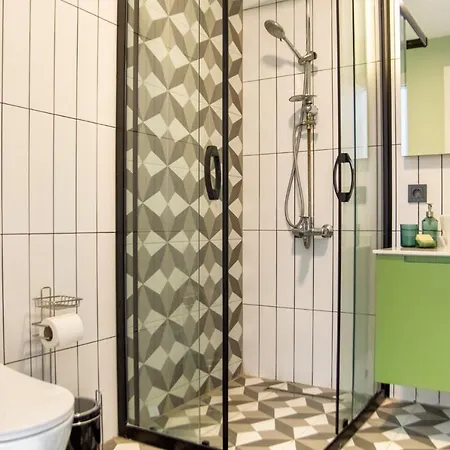 דירה Gorgeous With Pool And Balcony In Izmir *